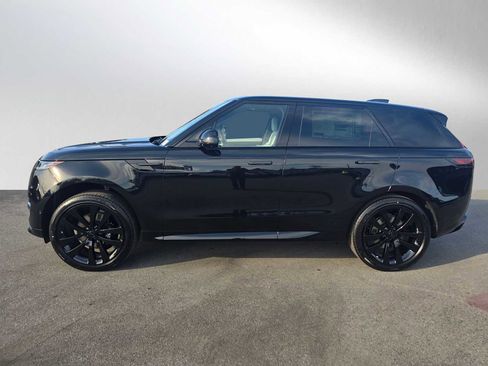 New 2026 Land Rover Range Rover Sport Dynamic SE image 2