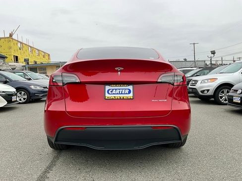 Used 2021 Tesla Model Y Long Range image 7
