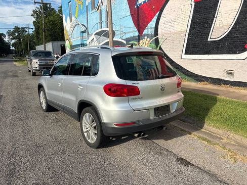 Used 2016 Volkswagen Tiguan SE AWD/4WD image 5