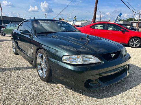 Used 1998 Ford Mustang GT RWD image 3