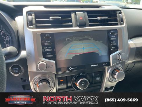 Used 2022 Toyota 4Runner SR5 Premium w/ Moonroof Package AWD/4WD image 9