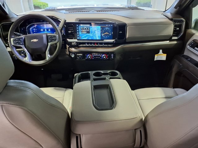 Used 2025 Chevrolet Silverado 2500 LT AWD/4WD image 22
