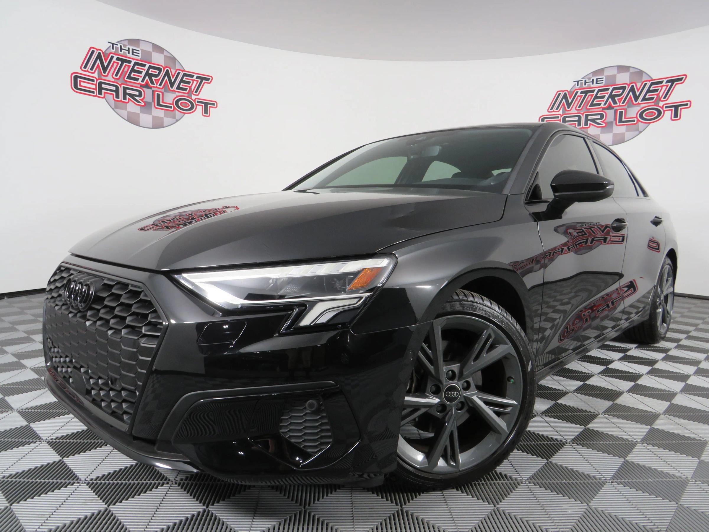 Used 2024 Audi A3 2.0T Premium FWD image 1