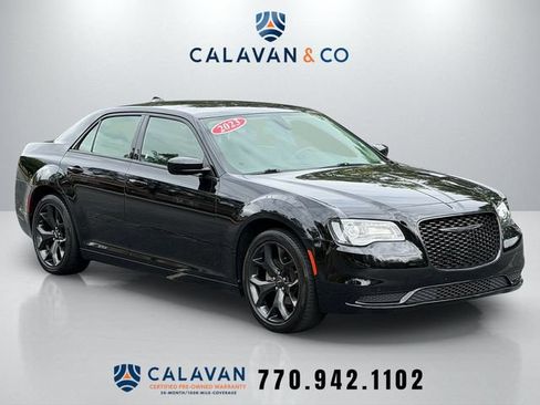 Used 2023 Chrysler 300 Touring w/ Sport Appearance Package RWD image 1