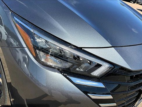 Certified 2025 Nissan Versa SV w/ Trunk Package FWD image 19