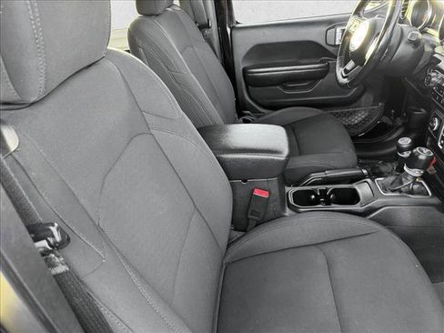 Used 2020 Jeep Wrangler Sport AWD/4WD image 17
