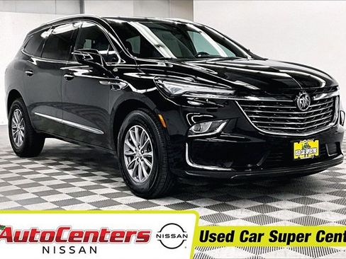 Used 2023 Buick Enclave Essence image 1