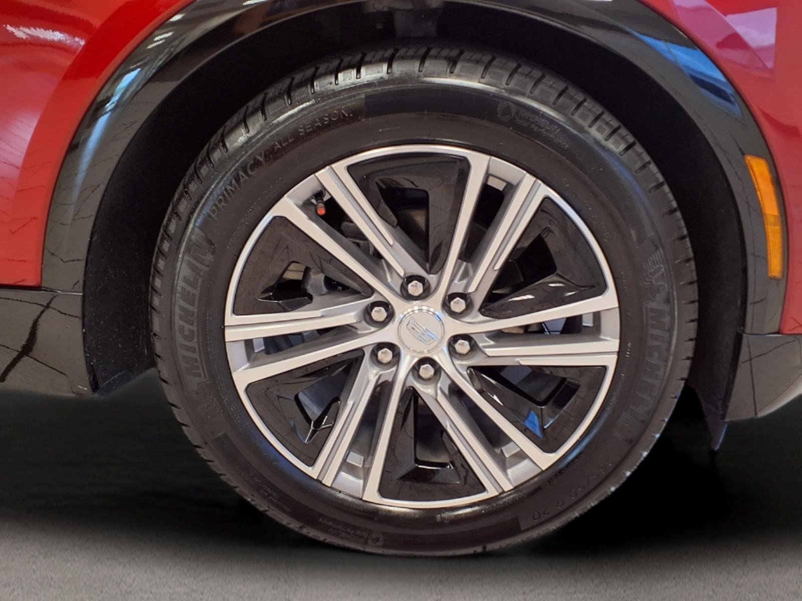Certified 2024 Cadillac Lyriq Luxury RWD image 8