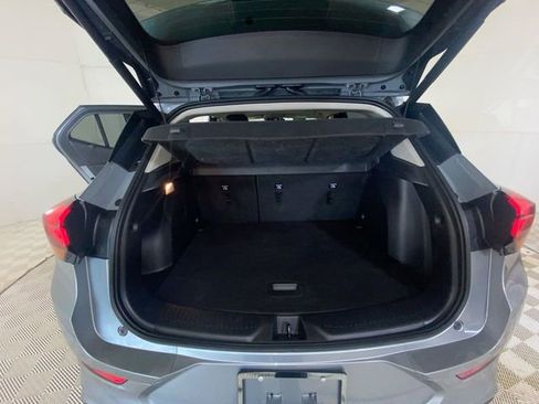 Used 2023 Buick Encore GX Select w/ Experience Buick Package FWD image 12