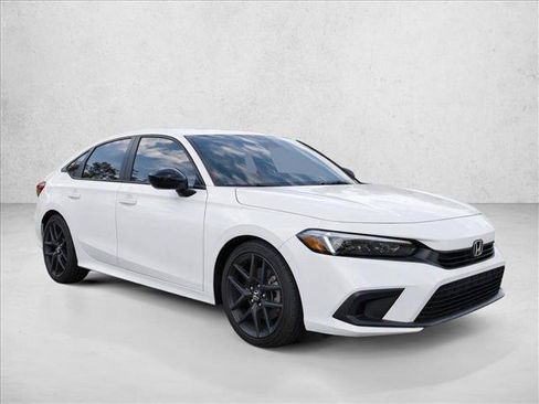 Certified 2024 Honda Civic Sport image 3