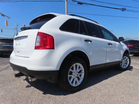 Used 2014 Ford Edge SE FWD image 2