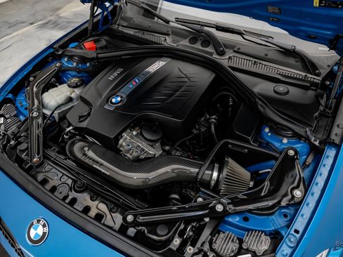 Used 2017 BMW M2 RWD image 96