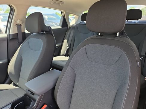 New 2026 Kia K4 FWD image 21