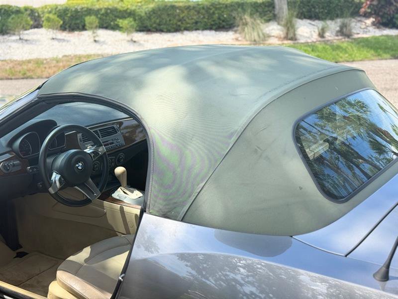 Used 2004 BMW Z4 2.5i RWD image 16