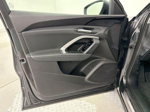 Certified 2025 Audi Q5 Premium w/ Convenience Package AWD/4WD image 25