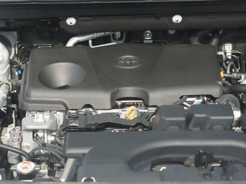 Used 2025 Toyota RAV4 XLE Premium w/ Weather Package AWD/4WD image 28