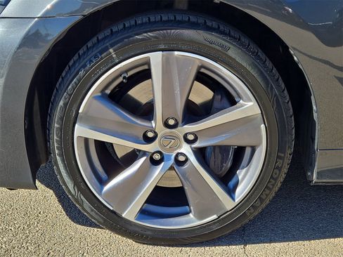 Used 2018 Lexus GS 350 AWD image 11