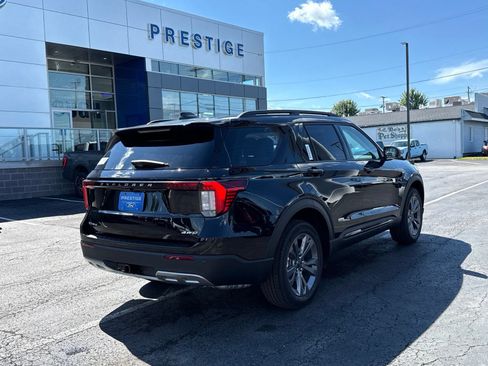 New 2026 Ford Explorer Active w/ Active Comfort Package AWD/4WD image 11