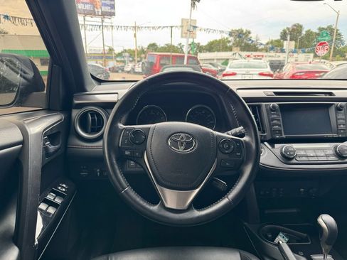 Used 2016 Toyota RAV4 SE w/ Advanced Technology Package AWD/4WD image 12