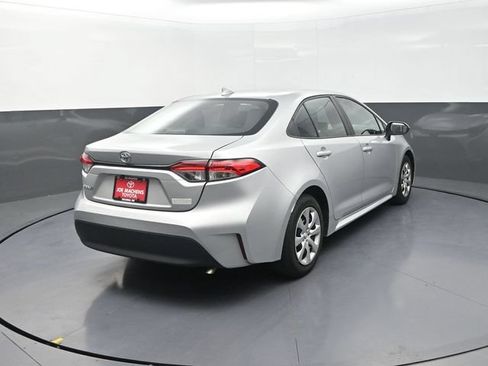 Used 2024 Toyota Corolla LE FWD image 8