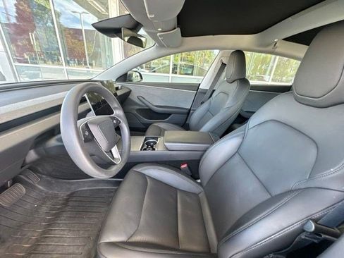 Used 2025 Tesla Model 3 Long Range RWD image 10