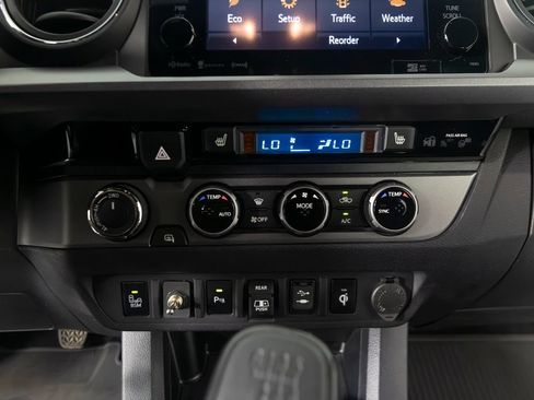 Used 2018 Toyota Tacoma TRD Pro AWD/4WD image 23