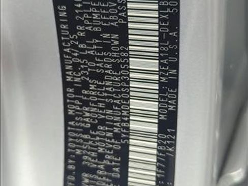 Certified 2025 Toyota Corolla LE image 27