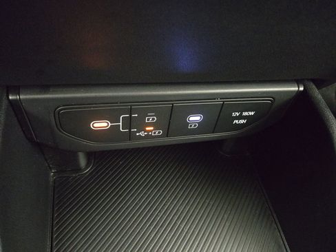 Used 2025 Kia K4 LXS image 25