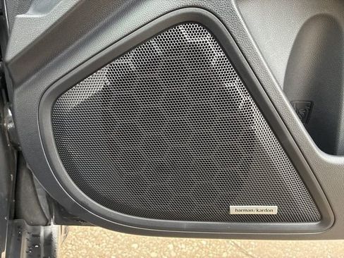 Used 2025 Subaru Outback Wilderness w/ Wilderness Package image 33