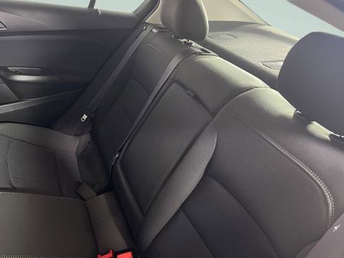 Used 2017 Chevrolet Cruze LT w/ Convenience Package image 22