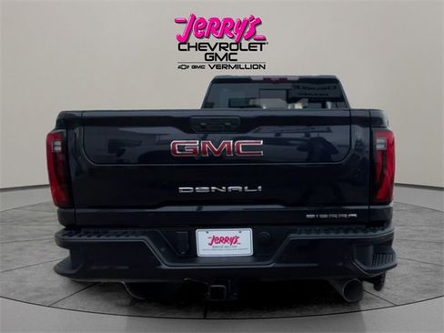 New 2026 GMC Sierra 2500 Denali w/ Denali Reserve Package image 4