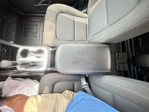 Certified 2022 Chevrolet Colorado LT w/ Fleet Safety Package image 20