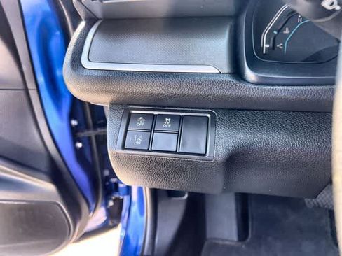 Used 2019 Honda Civic LX image 29