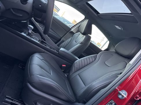 New 2026 Hyundai Elantra Limited FWD image 32