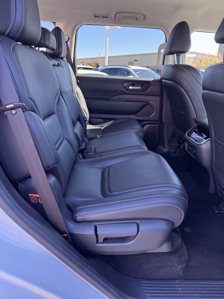 Used 2026 Nissan Armada SV AWD/4WD image 13
