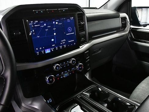 Used 2023 Ford F150 Lightning XLT image 24