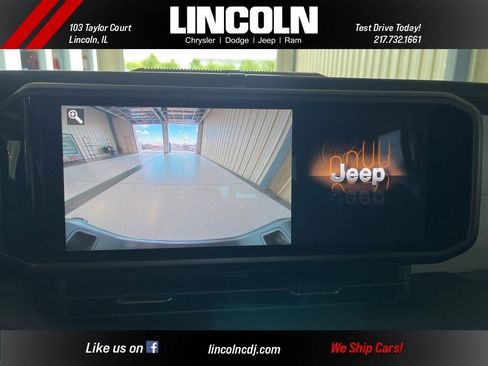 New 2025 Jeep Gladiator Sport AWD/4WD image 21