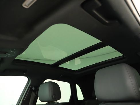 Certified 2021 Audi Q3 2.0T Premium w/ Convenience Package image 26