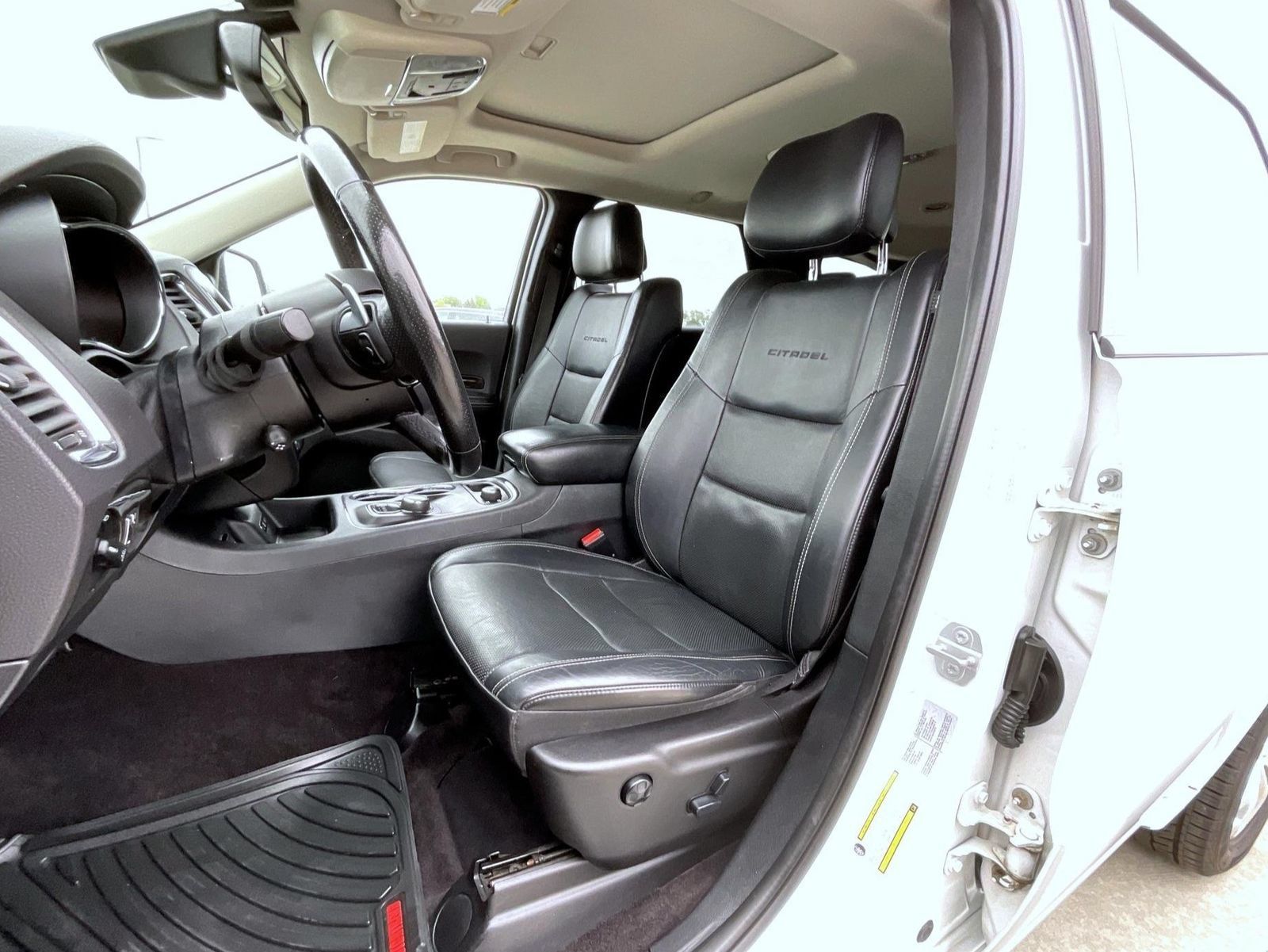 Used 2016 Dodge Durango Citadel w/ Technology Group AWD/4WD image 10