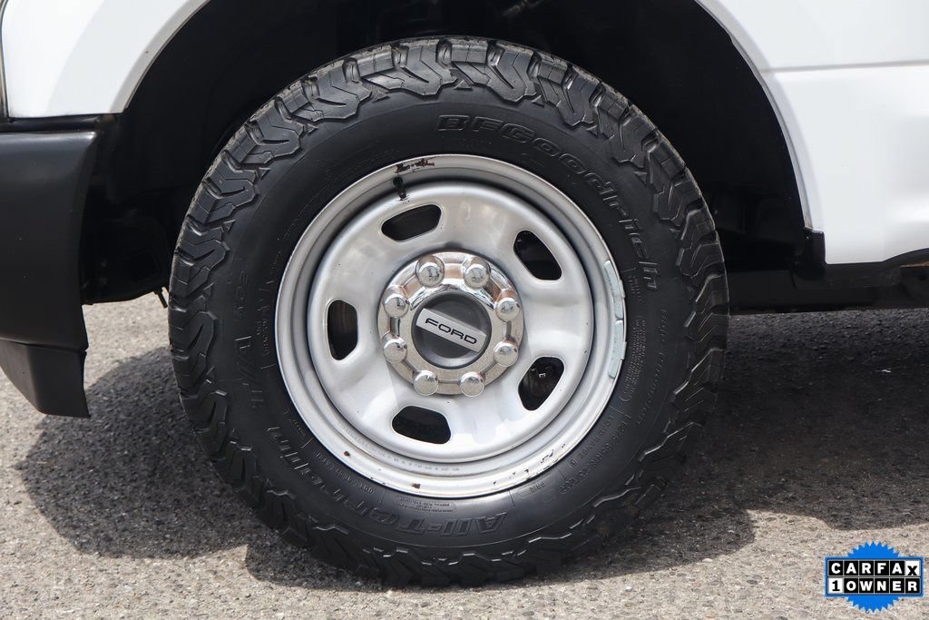 Used 2017 Ford F350 XL w/ Power Equipment Group RWD image 36