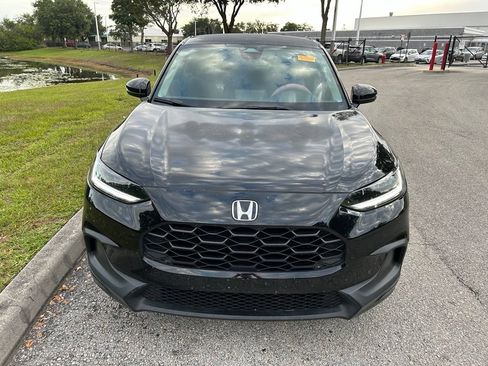 Used 2024 Honda HR-V LX image 9