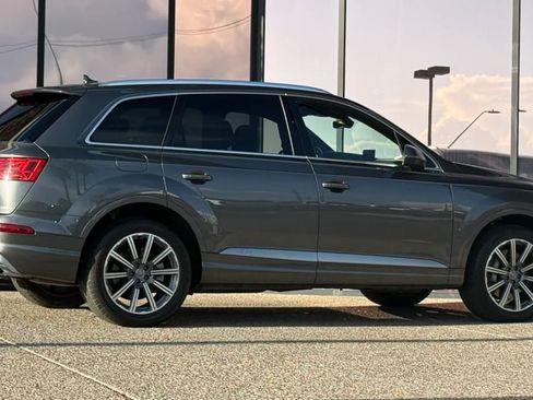 Used 2018 Audi Q7 3.0T Prestige w/ Prestige Package AWD/4WD image 13