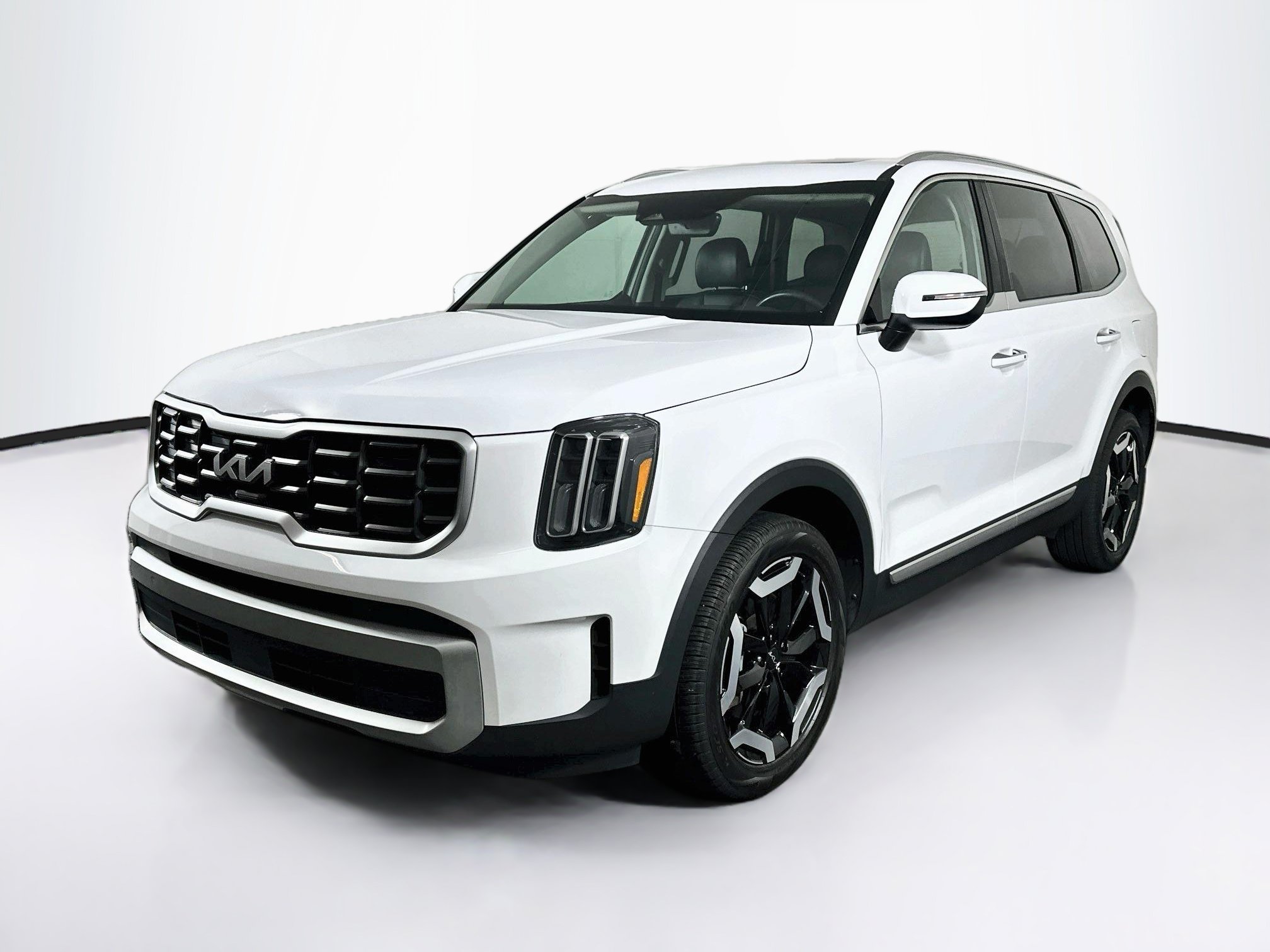 Used 2024 Kia Telluride S w/ S Sunroof Package AWD/4WD image 3