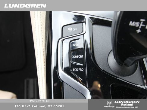 Used 2019 BMW 540i xDrive image 26