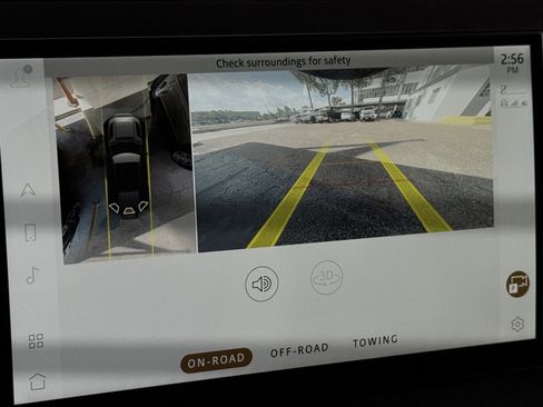 Used 2023 Land Rover Defender 110 75th Limited Edition image 7