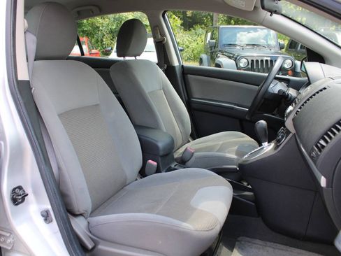 Used 2012 Nissan Sentra 2.0 SR FWD image 29