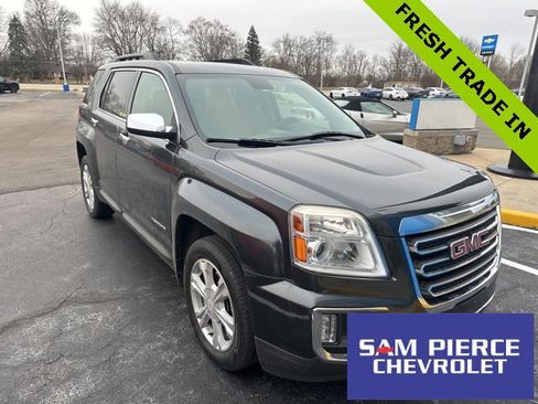 Used 2017 GMC Terrain SLE w/ Chrome Edition image 1