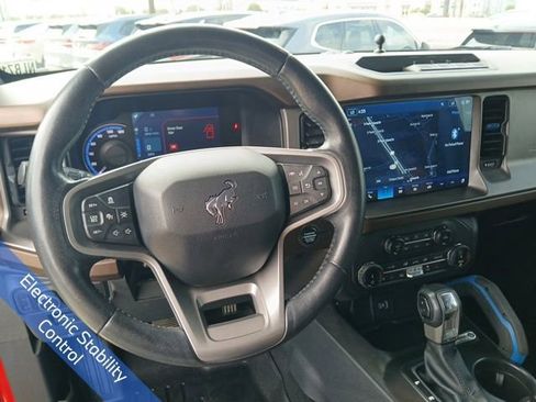 Used 2022 Ford Bronco Outer Banks AWD/4WD image 17