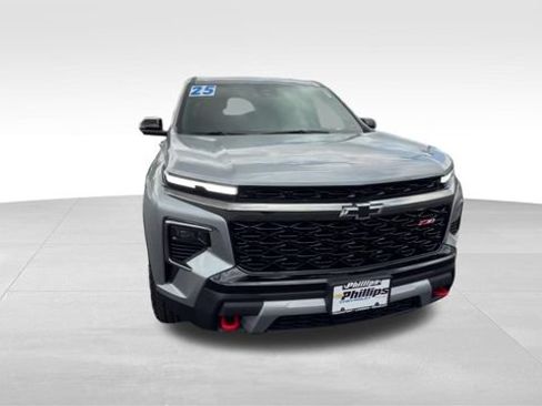 Certified 2025 Chevrolet Traverse Z71 w/ Driver Confidence Package AWD/4WD image 9