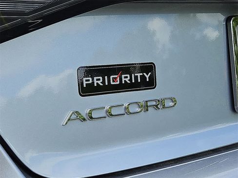 New 2025 Honda Accord SE image 7